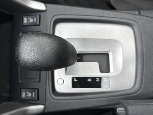 Used 2014 Subaru Forester 2.5i Premium w/ All-Weather Package image 17