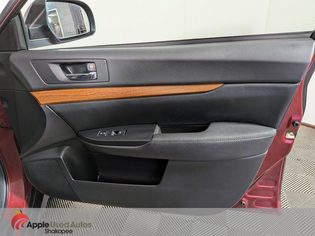 Used 2013 Subaru Outback 2.5i Limited AWD/4WD image 39