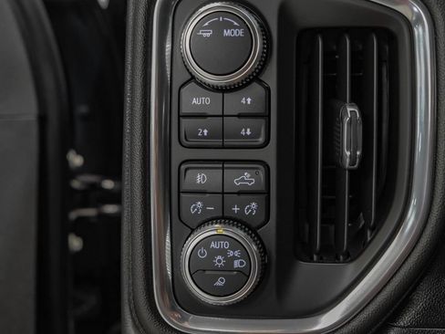 Used 2020 GMC Sierra 2500 Denali w/ Denali Ultimate Package AWD/4WD image 29
