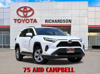 Used 2025 Toyota RAV4 XLE AWD/4WD video 1