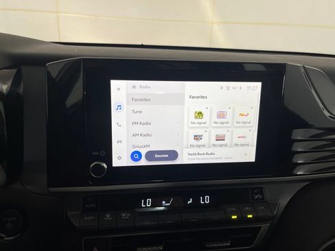 Used 2025 Toyota Camry LE FWD image 65