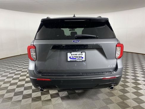 Used 2023 Ford Explorer ST-Line AWD/4WD image 8