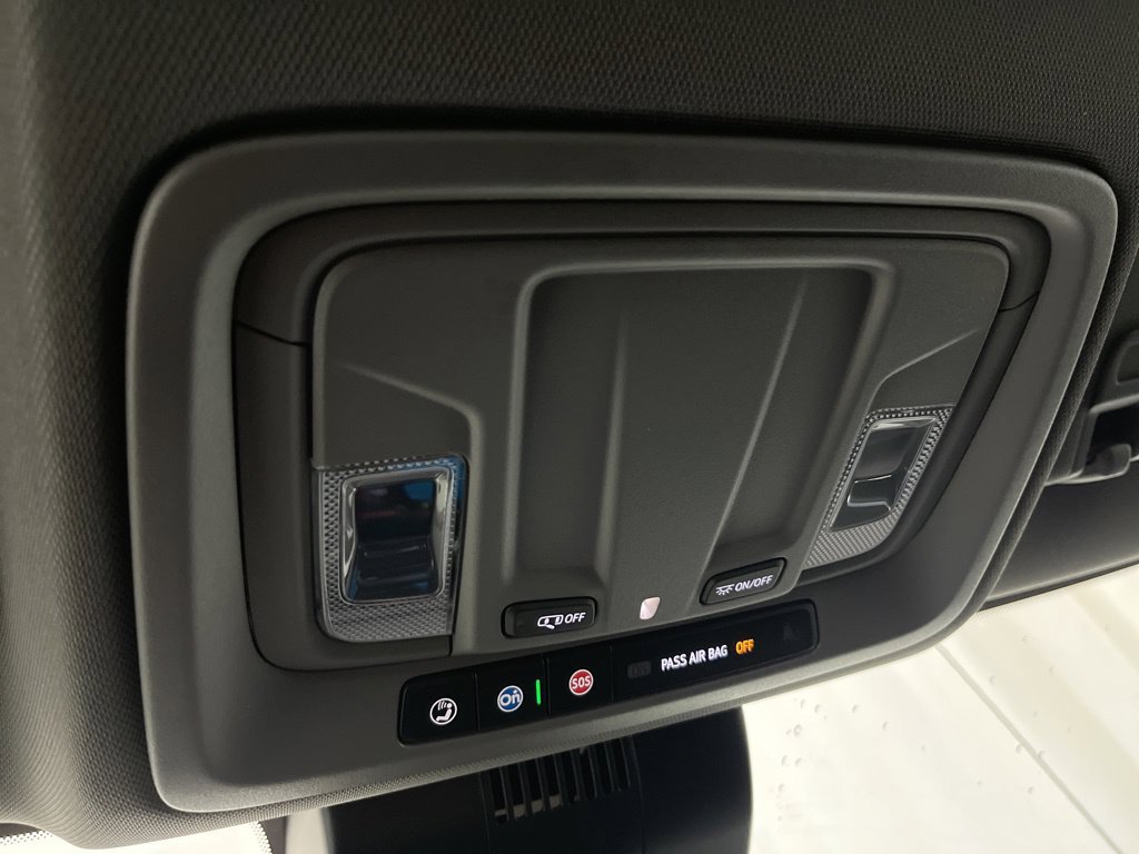 Used 2023 GMC Sierra 1500 Elevation AWD/4WD image 12