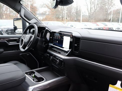 New 2026 Chevrolet Silverado 2500 LTZ w/ LTZ Plus Package image 46