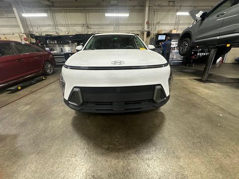 Certified 2024 Hyundai Kona SEL FWD image 2
