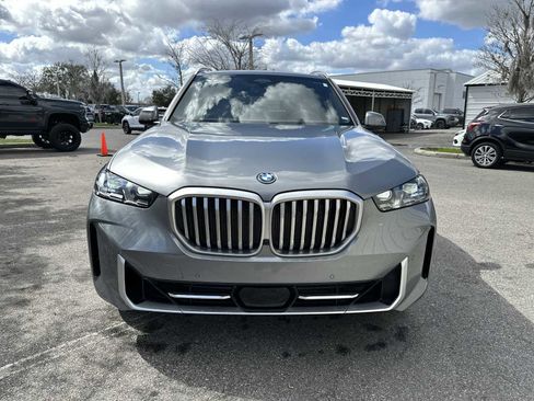 Used 2024 BMW X5 xDrive50e image 9