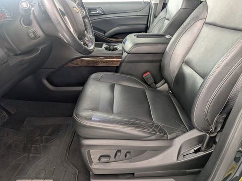 Used 2020 Chevrolet Tahoe LT AWD/4WD image 14