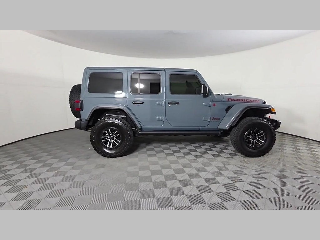 Used 2024 Jeep Wrangler Unlimited Rubicon AWD/4WD image 37