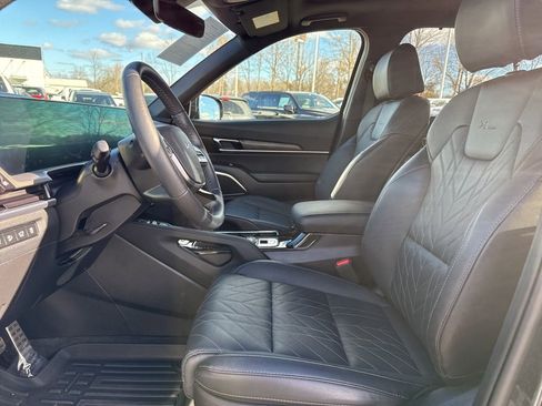 Used 2025 Kia Telluride SX X-Line image 9