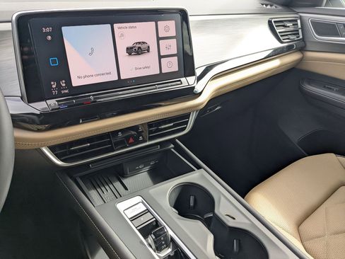 New 2026 Volkswagen Atlas Cross Sport SE image 21