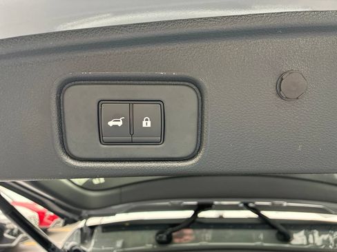 New 2026 Nissan Pathfinder Platinum AWD/4WD image 14