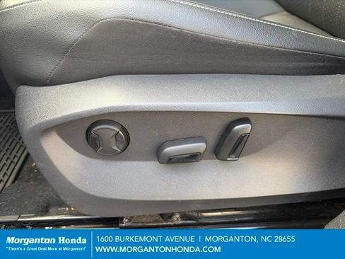 Used 2023 Volkswagen Tiguan SE FWD image 15