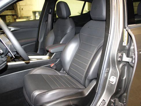 Used 2024 Dodge Hornet R/T Plus image 27