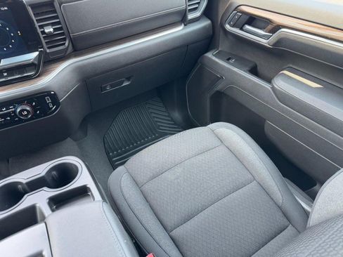 Used 2026 Chevrolet Silverado 1500 LT AWD/4WD image 15