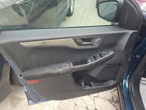 Used 2020 Ford Escape S FWD image 9