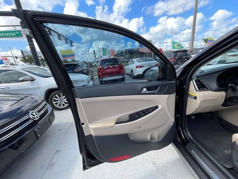Used 2017 Hyundai Tucson Limited FWD image 9