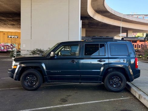 Used 2014 Jeep Patriot Sport w/ Power Value Group image 5