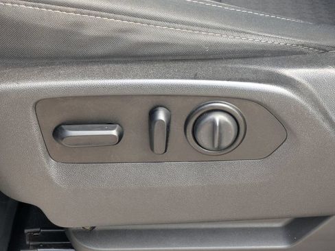 Used 2019 GMC Sierra 1500 SLE w/ SLE Value Package RWD image 15