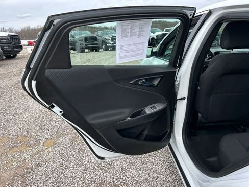 Used 2024 Chevrolet Malibu LT image 41