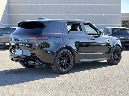 Used 2024 Land Rover Range Rover Sport Dynamic SE image 26