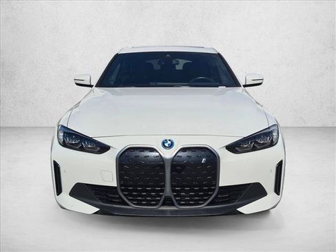 Used 2023 BMW i4 eDrive35 w/ Premium Package RWD image 2