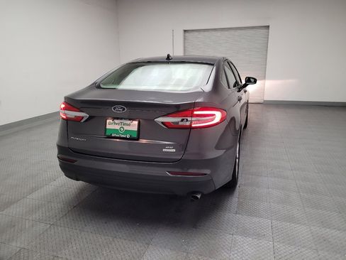 Used 2019 Ford Fusion SE image 7