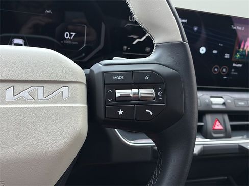 New 2025 Kia K4 GT-Line w/ GT-Line Sunroof Package image 28