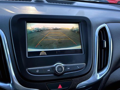 Used 2019 Chevrolet Equinox LT image 9