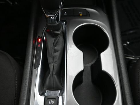 Used 2024 Chevrolet Malibu LS image 19