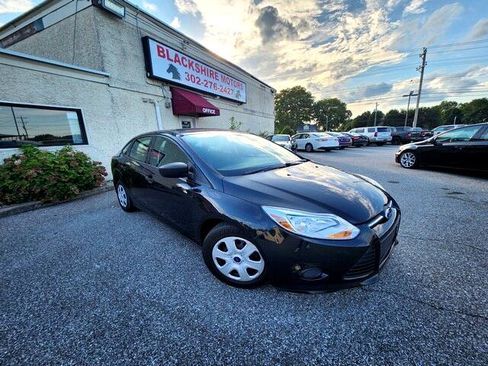 Used 2014 Ford Focus S image 2
