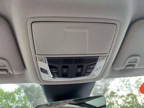 Used 2022 Acura MDX SH-AWD image 34