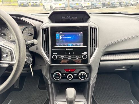 Used 2021 Subaru Crosstrek 2.0i AWD/4WD image 18