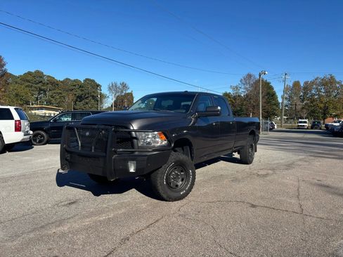 Used 2017 RAM 2500 Tradesman w/ Popular Equipment Group image 3