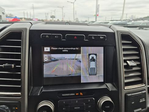 Used 2019 Ford F150 Raptor w/ Equipment Group 802A Luxury image 43