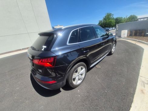 Used 2018 Audi Q5 2.0T Premium Plus w/ Premium Plus Package AWD/4WD image 3