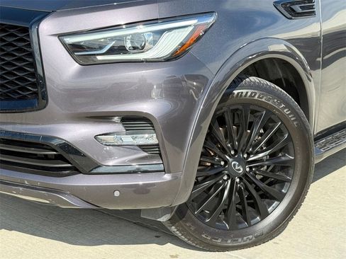 Used 2023 INFINITI QX80 Sensory w/ All-Season Package image 2
