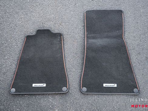 Used 2023 McLaren Artura image 39