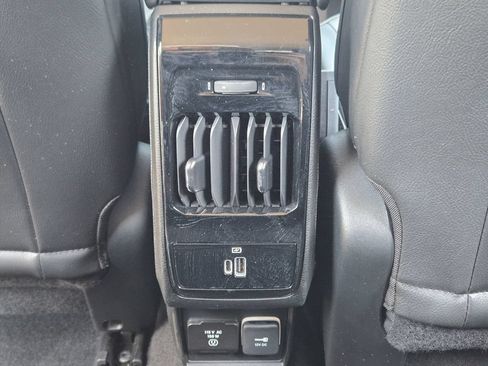 Used 2022 Jeep Compass Latitude w/ Sun and Sound Group FWD image 38