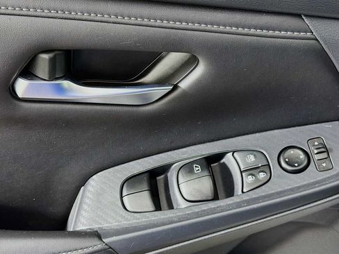 Used 2023 Nissan Sentra SV w/ All-Weather Package FWD image 15