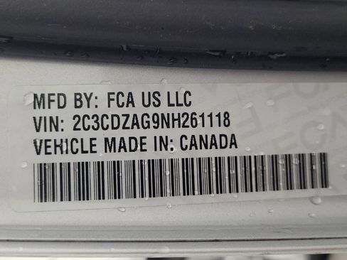 Used 2022 Dodge Challenger SXT RWD image 33