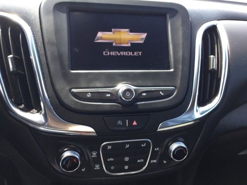 Used 2024 Chevrolet Equinox LT AWD/4WD image 16