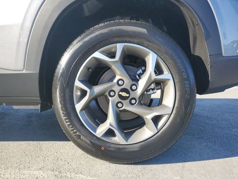 New 2026 Chevrolet Trax LT image 5