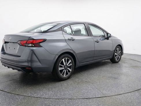 Used 2025 Nissan Versa SV FWD image 9