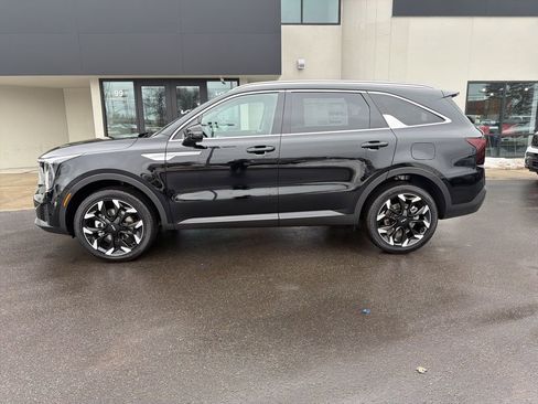 New 2026 Kia Sorento EX AWD/4WD image 2