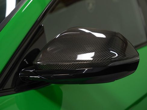 Used 2023 Lamborghini Urus Performante AWD/4WD image 19