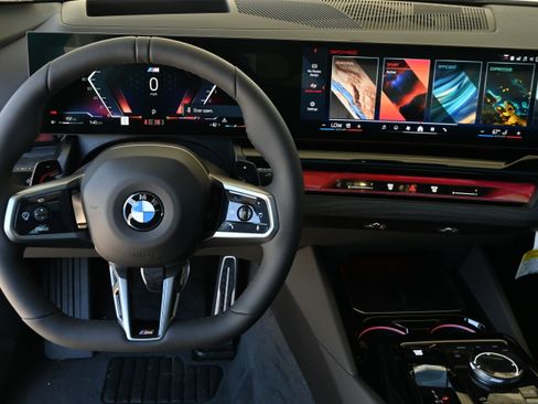 New 2026 BMW 530i RWD image 14