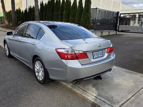 Used 2014 Honda Accord Touring image 7