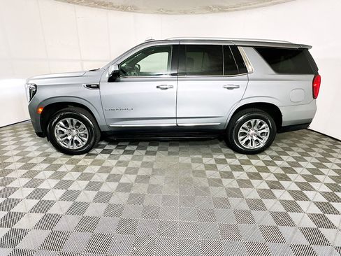 Used 2023 GMC Yukon Denali RWD image 6