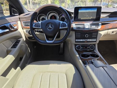 Used 2016 Mercedes-Benz CLS 400 image 7