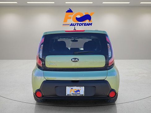 Used 2016 Kia Soul FWD image 4
